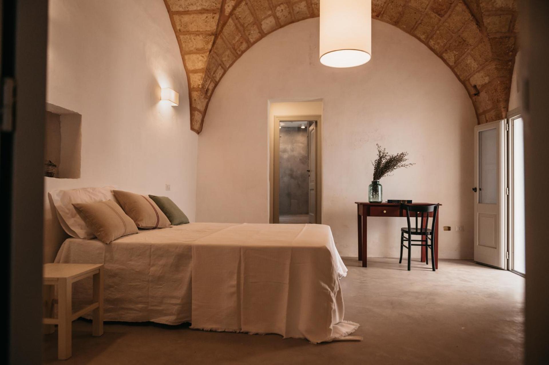 Palazzo Pati Hotel Tiggiano Екстериор снимка