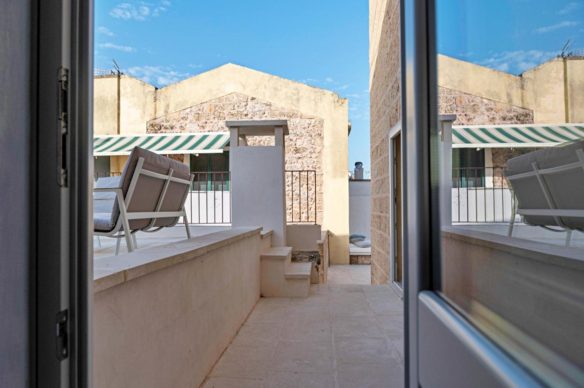 Palazzo Pati Hotel Tiggiano Екстериор снимка