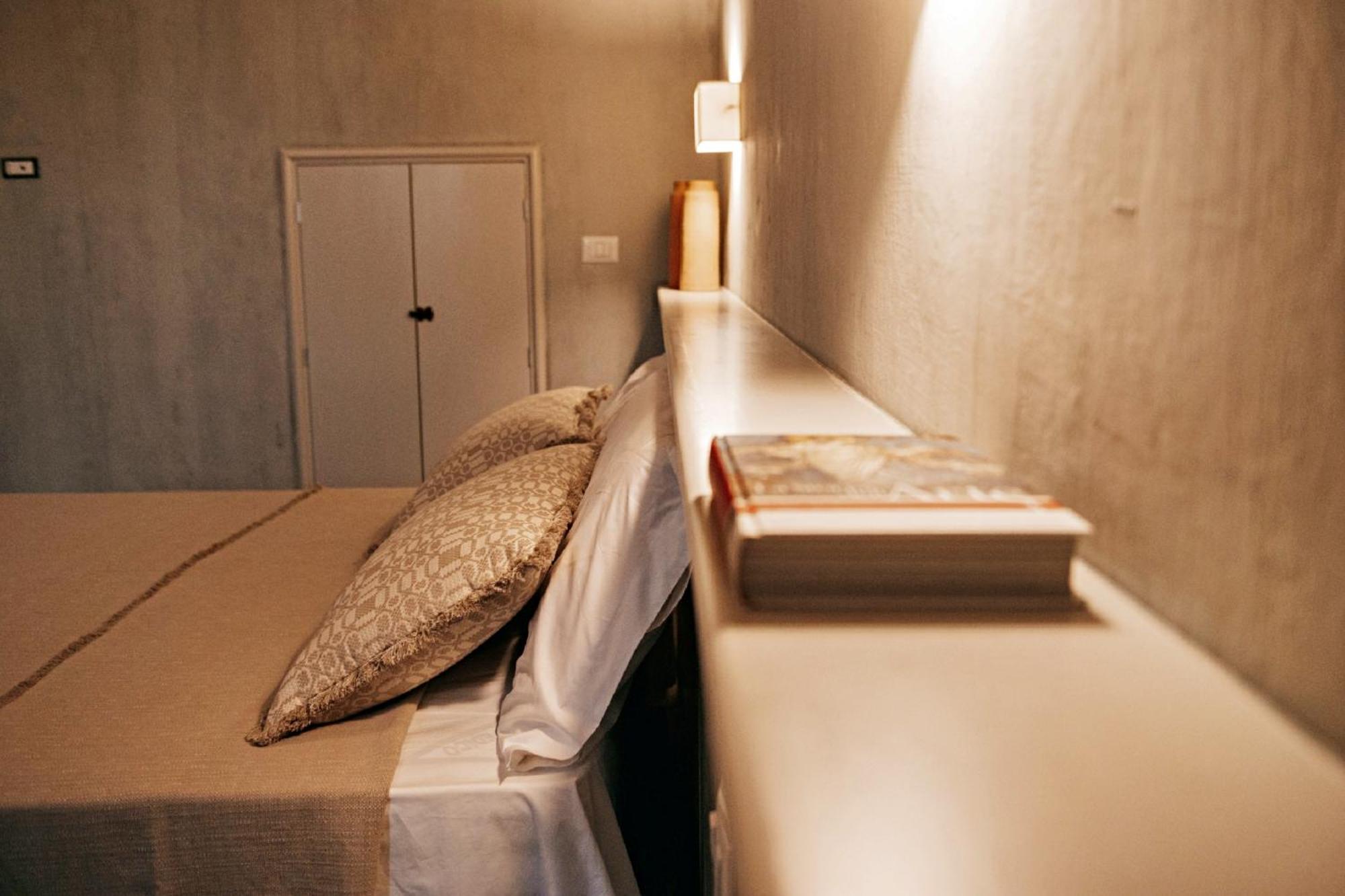 Palazzo Pati Hotel Tiggiano Екстериор снимка