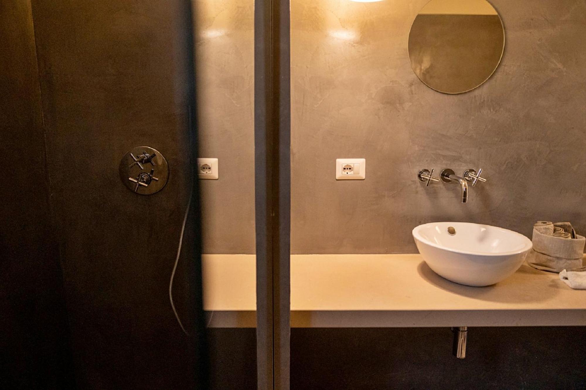 Palazzo Pati Hotel Tiggiano Екстериор снимка