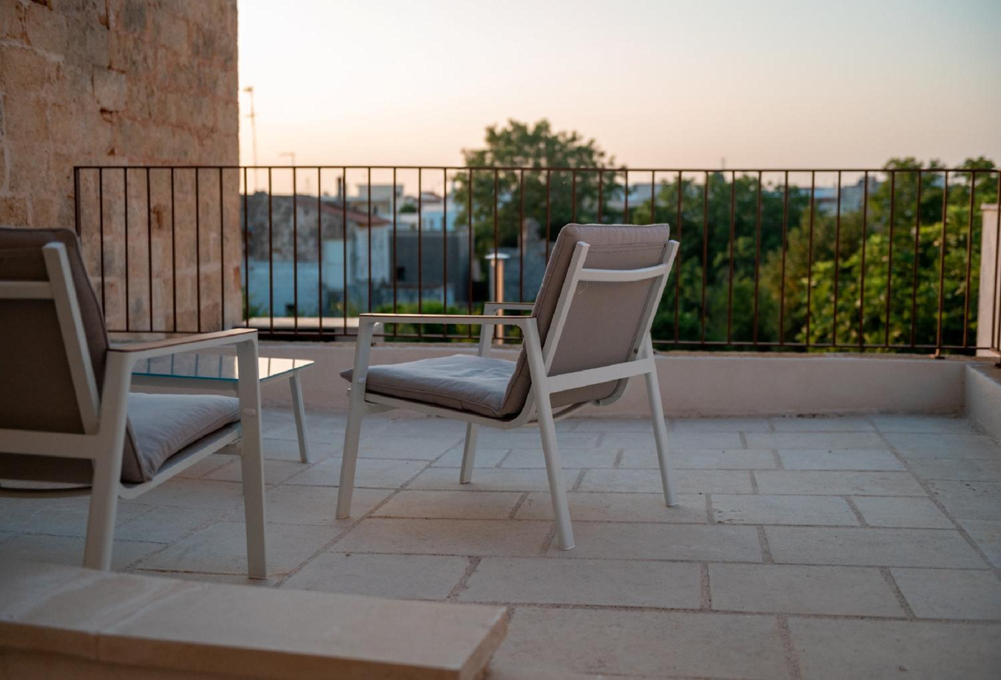 Palazzo Pati Hotel Tiggiano Екстериор снимка