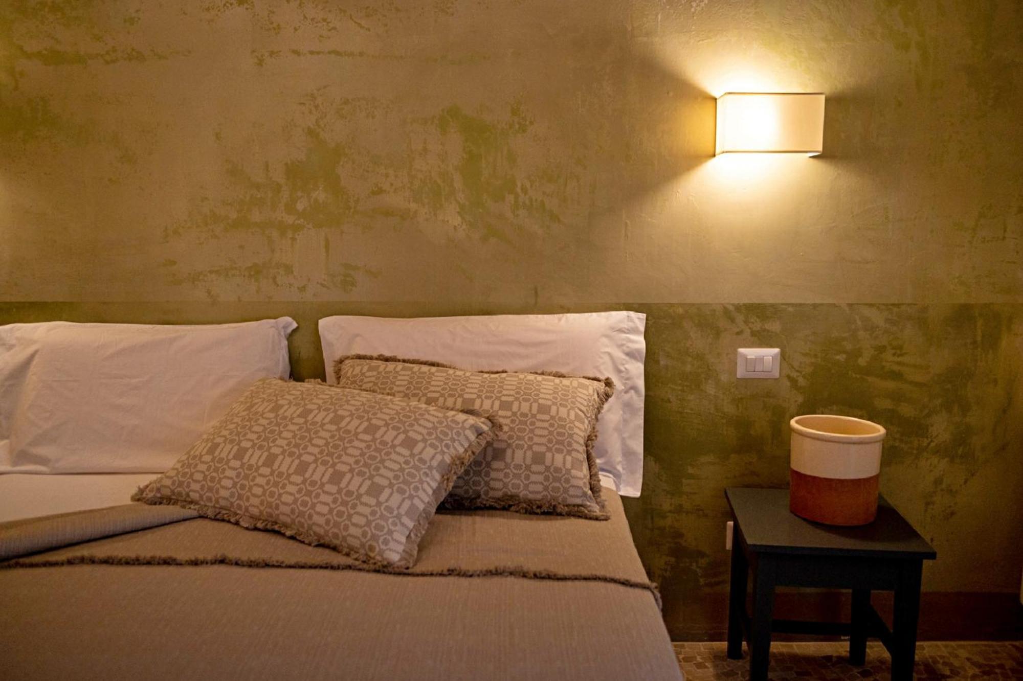 Palazzo Pati Hotel Tiggiano Екстериор снимка
